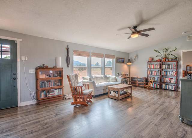 Property at 11152 SE Highway 26, Madras, OR 97741, 2 beds, 2 baths
