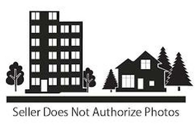 Property at 434 Edgewater Dr, Grants Pass, OR 97527, 4 beds, 3.5 baths