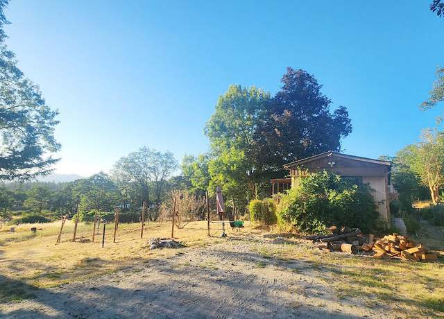 Property at 6369 Monument Dr, Grants Pass, OR 97526, 2 beds, 1 bath