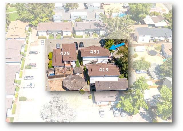 Property at 431 NE Silverwood Pl, Grants Pass, OR 97526, 3 beds, 3 baths