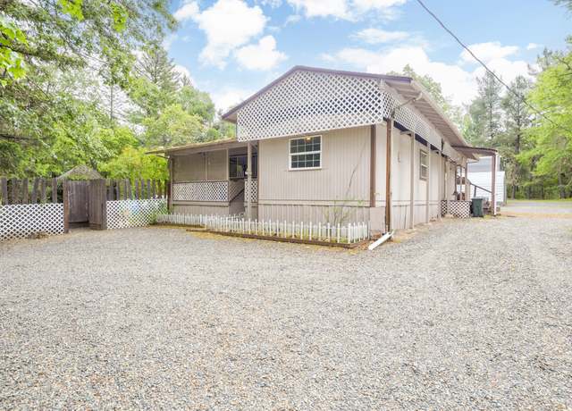 Property at 835 Southside Rd, Grants Pass, OR 97527, 3 beds, 2 baths