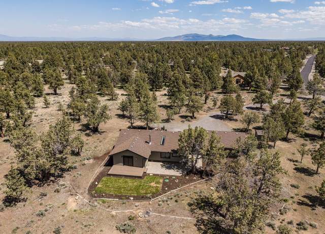 Property at 21800 Katie Dr, Bend, OR 97701, 3 beds, 2 baths
