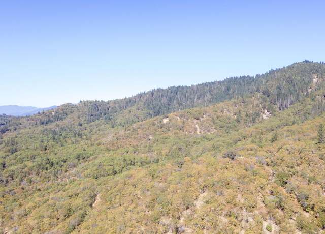 Property at 900 NW Scenic Dr, Grants Pass, OR 97526