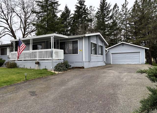Property at 130 Melinda Way, Grants Pass, OR 97526, 3 beds, 2 baths