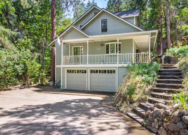 Property at 640 Weller Ln, Ashland, OR 97520, 4 beds, 3.5 baths