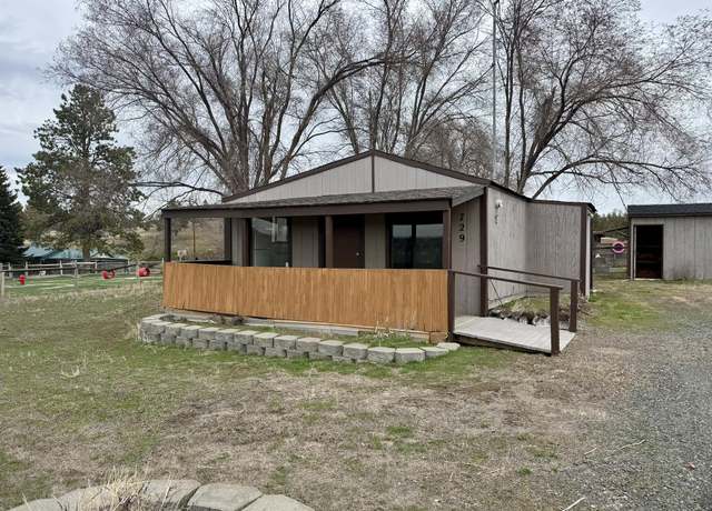 Property at 729 SE Grizzly Rd, Madras, OR 97741, 2 beds, 1 bath