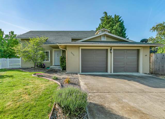 Property at 2430 Winslow Park Cir, Medford, OR 97504, 3 beds, 2 baths