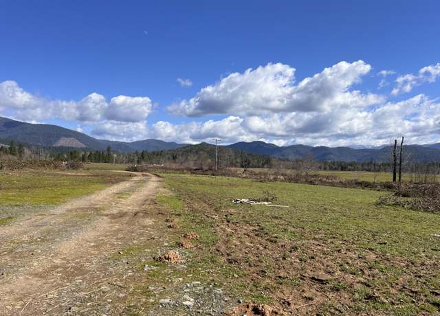 Property at 2131 White School House Rd, Cave Junction, OR 97523
