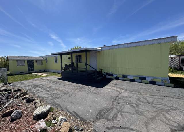 Property at 2934 Summers Ln #27, Klamath Falls, OR 97603, 2 beds, 1 bath