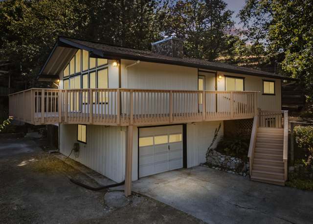 Property at 1441 NW B St, Grants Pass, OR 97526, 3 beds, 3 baths