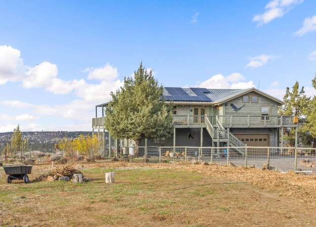 Property at 8631 NW 89th Pl, Terrebonne, OR 97760, 3 beds, 2.5 baths