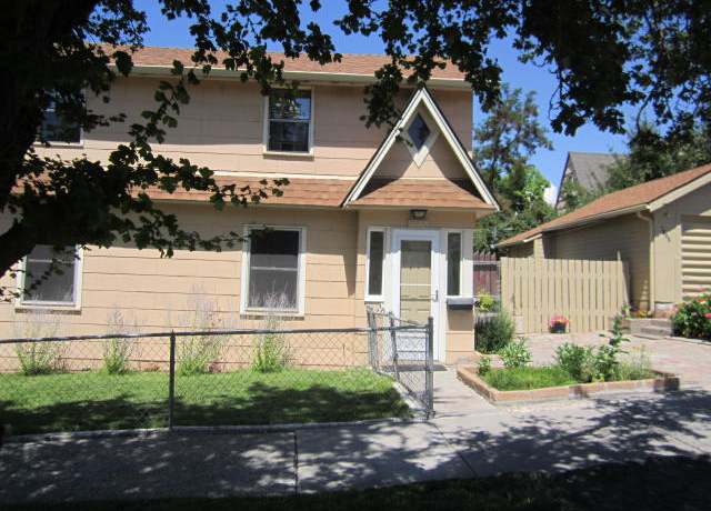 Property at 1885 Portland St, Klamath Falls, OR 97601, 3 beds, 1.5 baths