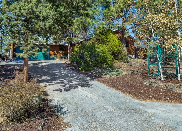 Property at 2877 NE Lotno Dr, Bend, OR 97701, 3 beds, 2.5 baths