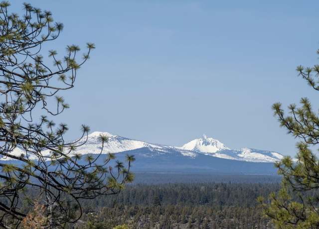 Property at 3615 NW Falcon Rdg, Bend, OR 97703, 4 beds, 3.5 baths