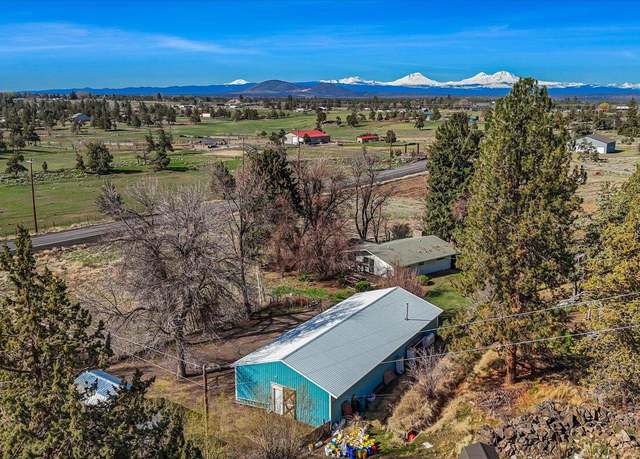 Property at 2343 NW Coyner Ave, Redmond, OR 97756, 2 beds, 1 bath