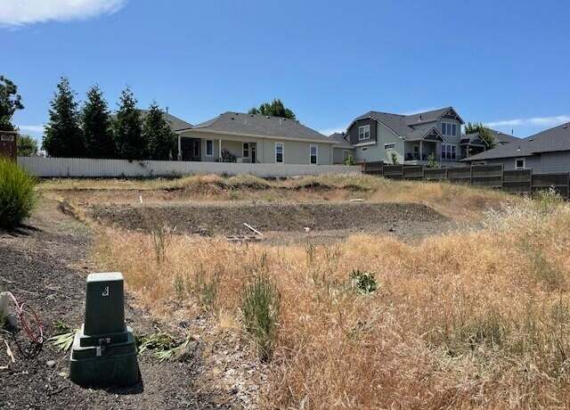 Property at 4782 Hathaway Dr, Medford, OR 97504