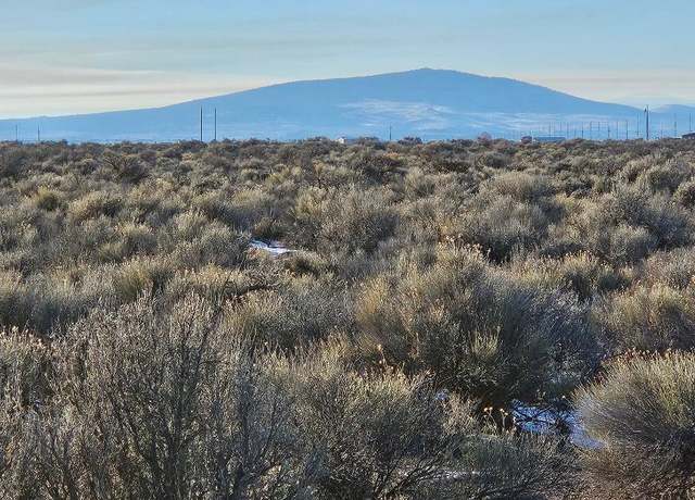 Property at 700 Ivy Ln, Christmas Valley, OR 97641