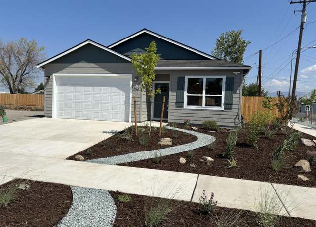 Property at 747 Dahl Pl #8, Medford, OR 97501, 3 beds, 2 baths