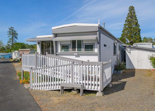 Property at 1241 Dowell Rd #28, Grants Pass, OR 97527, 1 bed, 1 bath