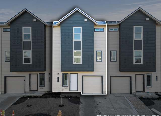 Property at 7826 Jacqueline Way, White City, OR 97503, 3 beds, 2.5 baths