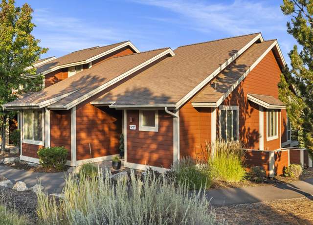 Property at 10787 Village Loop, Redmond, OR 97756, 2 beds, 2 baths