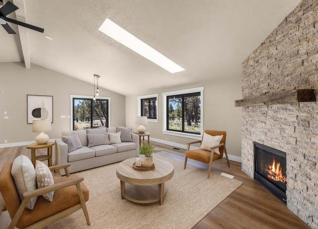 Property at 21800 Katie Dr, Bend, OR 97701, 3 beds, 2 baths