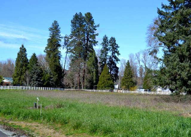Property at Lot 5 Gerald Pl, Grants Pass, OR 97527