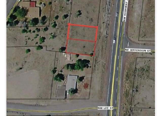 Property at 7 NW Jefferson St, Madras, OR 97741