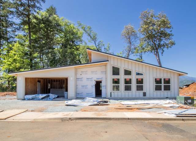 Property at 409 Selah Ln, Cave Junction, OR 97523, 3 beds, 2 baths