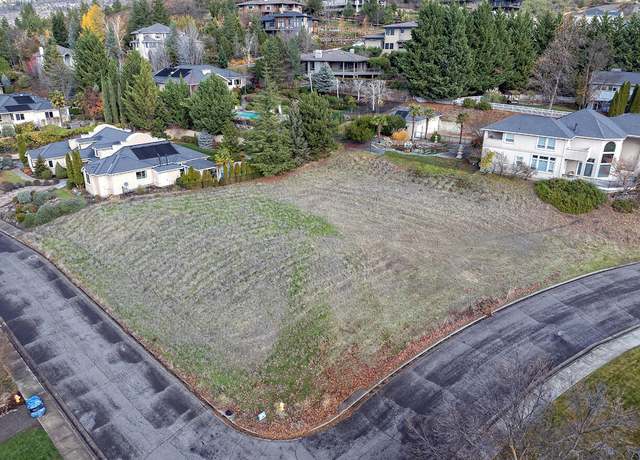 Property at 3919 Piedmont Ter, Medford, OR 97504