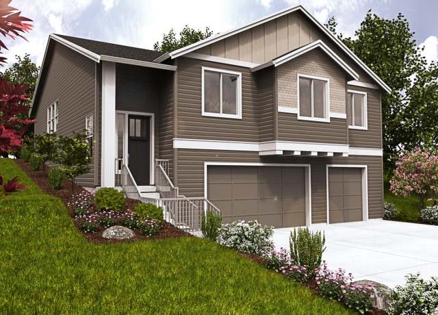 Property at 669 Old Waverly Way #20, Eagle Point, OR 97524, 4 beds, 2 baths