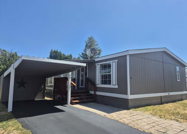 Property at 185 NW Harwood St #23, Prineville, OR 97754, 3 beds, 2 baths