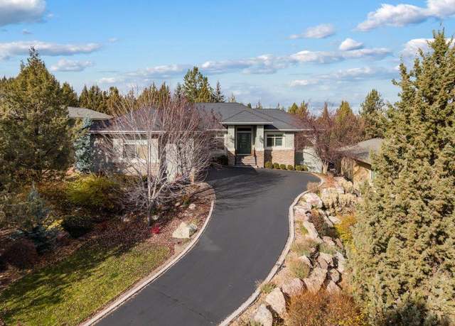Property at 825 Victoria Falls Dr, Redmond, OR 97756, 3 beds, 2.5 baths