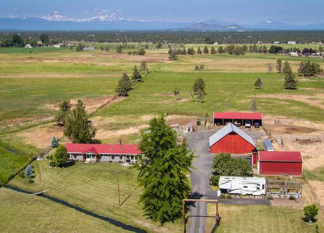 Property at 5624 SW Reif Rd, Powell Butte, OR 97753, 3 beds, 2 baths