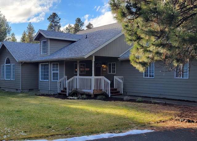 Property at 15640 Sunrise Blvd, La Pine, OR 97739, 3 beds, 2 baths