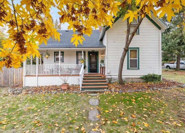 Property at 124 Morton St, Ashland, OR 97520, 4 beds, 2 baths