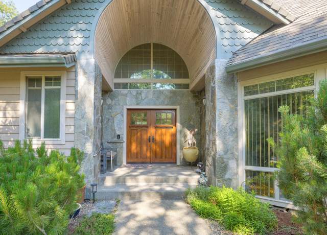 Property at 5668 Upper River Rd, Grants Pass, OR 97526, 3 beds, 2 baths