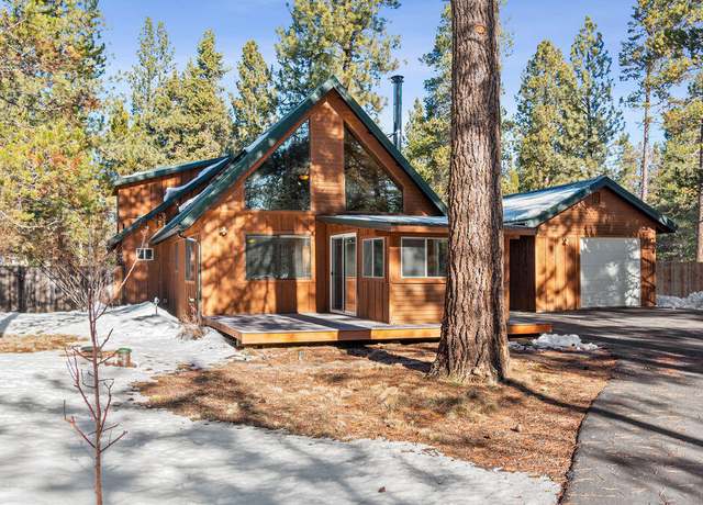 Property at 16340 Mule Deer Ln, Bend, OR 97707, 3 beds, 2 baths