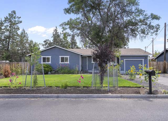 Property at 3034 SW 28th Ct, Redmond, OR 97756, 3 beds, 1 bath