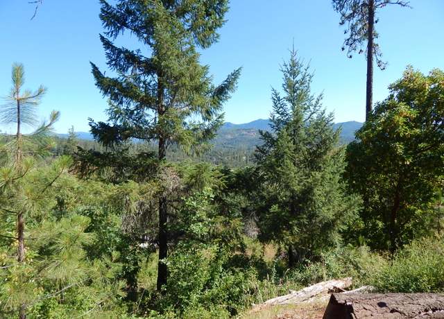 Property at 635 Sarma Dr, Shady Cove, OR 97539