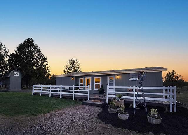 Property at 14140 SE Winchester Loop, Prineville, OR 97754, 3 beds, 2 baths