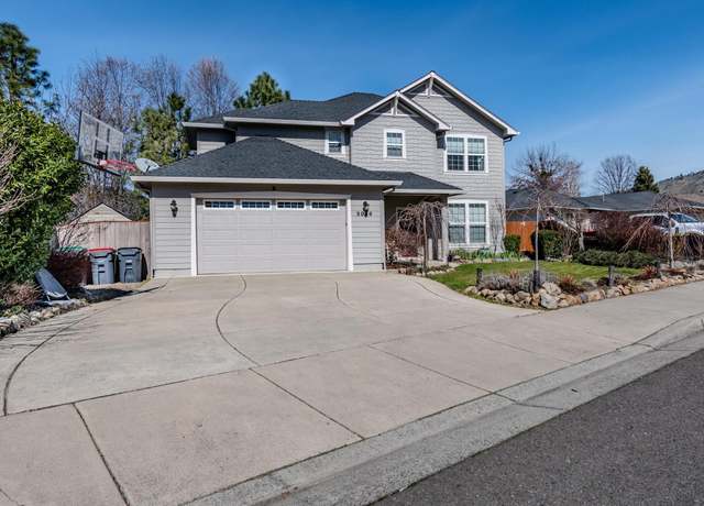 Property at 3059 Sycamore Way, Medford, OR 97504, 3 beds, 2.5 baths