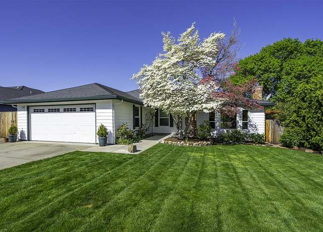 Property at 1855 Willow Glen Way, Medford, OR 97504, 3 beds, 2 baths