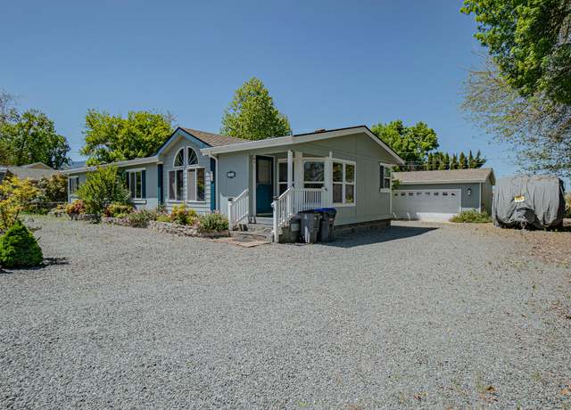 Property at 445 Lani Way, Talent, OR 97540, 3 beds, 2 baths