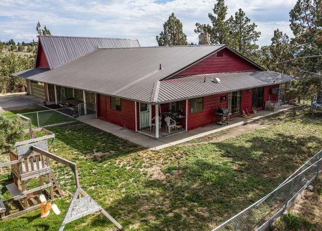 Property at 8010 NW Marilyn Way, Prineville, OR 97754, 4 beds, 3.5 baths