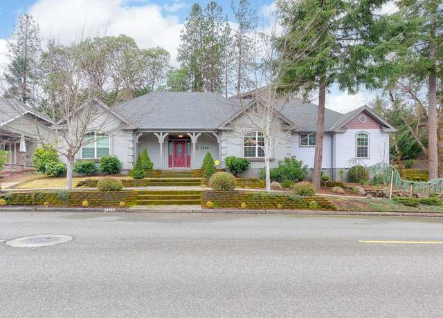 Property at 2266 Haviland Dr, Grants Pass, OR 97527, 3 beds, 2.5 baths