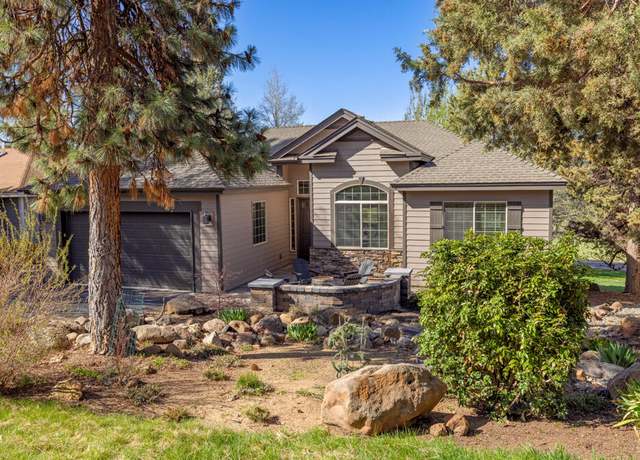 Property at 4934 Horned Lark Dr, Klamath Falls, OR 97601, 2 beds, 2 baths