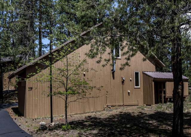 Property at 17673 Cluster Cabin Ln #25, Sunriver, OR 97707, 2 beds, 2 baths