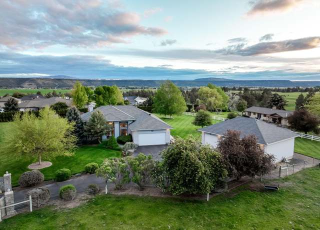 Property at 3143 NW West Hills Loop, Prineville, OR 97754, 3 beds, 2 baths