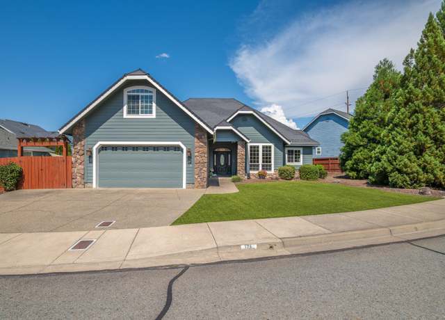Property at 126 SW Whispering Dr, Grants Pass, OR 97527, 3 beds, 2 baths